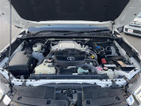 1オナ 寒冷地仕様 純正エンジンスターター GRマッドフラップ 純正ベッドライナー 社外トノカバー TOYOTAデカール ETC車載器 アダプティブクルーズコントロール 純正ナビ 360カメラ LEDライト