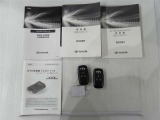 取扱説明書、メンテナンスノートが揃っています。スマートキーは、カギを取り出す手間がなく施錠開錠・エンジン始動ができる便利なキーです。