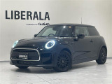 ◆LIBERALAは、輸入車選びの新たなスタイルを提案するインポート・セレクト・ブランドです。オーナー様となる方がクルマから直接感じる感性を第一にした、最良の一台との出会いをコーディネートいたします。