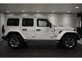 台形ホイールアーチもJeepの伝統の一つです。