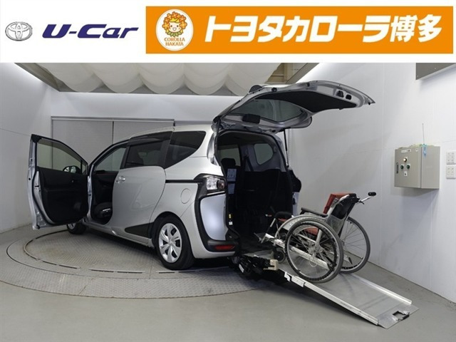 シエンタ 1.5 X ウェルキャブ 車いす仕様車 タイプIII 助手席側セカンドシート付 
