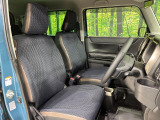 運転席シート廻りは使用感も少なく、良好な状態となっています。丁寧に使われていたことがよくわかりますね。