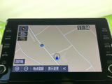 現在地を中心に道路や周辺の位置関係を確認できる地図画面です。縮尺や表示の切り替えも画面上で行え、目的地までのルート確認や、慣れない場所へのお出かけに役立ちます。