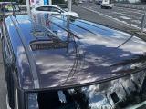 自分の存在を対向車や歩行者へ知らせたり、暗い道を照らしたりなど、夜の運転で重要となるライトです。