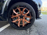 ヨコハマ・パラダ・スペースX295/35R24