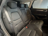 車内もキレイで嫌な臭いもありません☆車内の臭い、汚れが気になる方は内装のスチームクリーナーも施工可能です♪