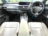 UX 250h バージョンC 