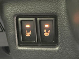 【シートヒーター】寒い日に重宝するシートヒーター!エアコンより早く温まってくれるので寒がりの人も安心ですね♪エアコンの温風は乾燥するから苦手、という方にもをおすすめです。