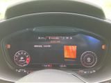 停車時に映像を楽しめるエンターテインメント機能です。移動を控えた時間も、快適にお過ごしいただけます。