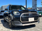 このお車はMINI NET浦和美園に展示中です!総在庫900台を当店でご案内可能です!ご来場、お問い合わせをスタッフ一同お待ちしております。