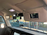 ☆バニティミラー!運転席だけでなく助手席に装備されてる車も増えてきたバニティミラー!ちょっとしたお化粧直しや身だしなみチェックの時に便利!女性には特に嬉しい機能ですね☆