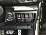 当店3階PDIセンターによる室内ルームクリーニング・除菌を全車に実施!オプションにてボディーコーティングも格安で施工致します★