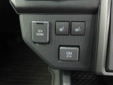 当社では全車、納車前にサービス工場で12ヶ月点検相当の整備を実施しております。そこで確認された不具合箇所は修理しておりますのでご安心下さい。