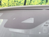 【i-ACTIVESENSE】走行中に前方の車両等を認識し、衝突しそうな時は警報とブレーキで衝突回避と被害軽減をアシスト。より安全にドライブをお楽しみいただけます。