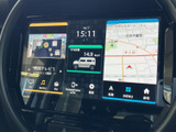 多彩な表示機能で、ナビゲーションや車両情報、オーディオ操作をまとめて行えます。運転中の操作も安全に行えます。