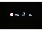 新車でも、サーティファイドカーでも、メルセデスのオーナーになるということは、メルセデスならではの安心と信頼をご購入いただくということ。私たちはそう考えます