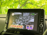 停車中には、地上デジタル放送をお楽しみいただけます。長距離移動や休憩時間も、エンターテイメントで快適に過ごせます。