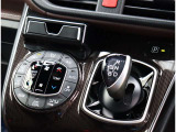 自社直接仕入れの下取り車です。オークション仕入れよりはお求め安い価格でのご案内できるお車となります。是非この機会にご検討下さい。