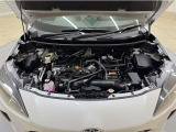 トヨタ中古車「まるごとクリーニング」施工済。エンジンルームを専用洗剤で洗浄!高圧&スチーム洗浄も行います。樹脂部分も艶出し剤でピカピカです☆☆