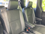 運転しやすいように設計されたドライバーシートです。操作性に優れ、快適な運転をサポートします。