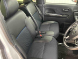 ゆったりとした運転席で、快適なドライブをサポートします。