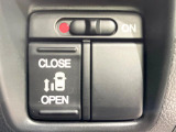 【パワースライドドア】スマートキーや運転席のスイッチでスライドドアの開閉が可能♪電動だから力を入れてドアを開ける必要が無く、小さいお子様でも、重い荷物を持っている時もラクに開け閉めできます♪
