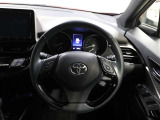 各操作スイッチなどもハンドルから手を放すことなく操作可能で安全運転に支援いたします!