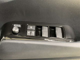 パワーウインドウスイッチ、いたずら防止・挟みこみ防止に、ウインドウロックスイッチを使用ください。便利な電動可倒式ミラースイッチ、集中ドアロックスイッチ