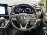 【純正革巻きステアリング】上質な革を使用することで、手にしっかり馴染みとても運転しやすいハンドルです♪