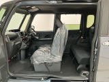 【ミラクルオープンドア】大開口のドアは、大きなお荷物の出し入れも、お子様との乗り降りもスムーズ!両側スライドドアなので狭い駐車場や壁際でも安心です。