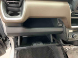 認定中古車はご購入から1年間・距離無制限の保証付き!(年式により6ケ月・距離無制限となります)
