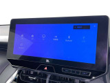 ディスプレイオーディオを装備。スマホとクルマをつなぐことで、これまでのナビに加えて、いろんなサービスが楽しめます。
