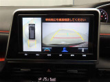 バックモニターを装備しています。車庫入れ時等に車両後方が確認出来るのでとても便利です。