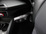 アダプティブクルーズコントロール機能搭載。前方の車両の速度に合わせて車間距離を一定に保ち、自動的にアクセル・ブレーキを調整します。