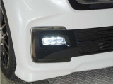 ◆フォグライト◆ 霧などの悪天候時、自車の位置を示すとともに前方や路肩が見えずらい時、近い位置をワイドに照らしてくれます