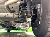 お車を安心してお乗りいただく為には、足回りの定期点検が欠かせません。サービスサポート(有償保証)では無料点検もご提供しており、安心のカーライフをお過ごしいただけるサポート体制が整っています。