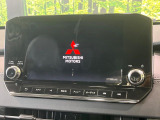 【メーカー純正9型ナビ】インテリアに溶け込むスタイリッシュな「専用設計」メーカーナビを装備♪視認性や操作性など基本性能にも優れ、より上質なカーライフをお楽しみいただけます。