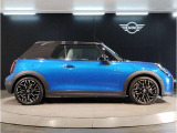 ご納車後も全国約200拠店のMINI正規ディーラーサービス工場にて保証対応いたします。お近くのMINI正規ディーラーをご案内の上、アフターメンテナンスをお受け頂けますので、安心してお乗りいただけます!!