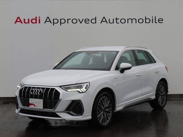 Q3 35 TFSI Sライン