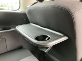 とても使いやすい位置にドリンクホルダーを設置しております!