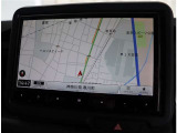 お車選びをお楽しみ頂けるよう、在庫車の展示スペースを十分に確保しております。