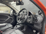 スマートフォーフォー  BRABUS エクスクルーシブ 本革シート サンルーフ