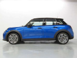MINIオーナーのために設計されたオリジナルのMINI自動車保険がございます。車のことは全ておまかせください。