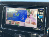 テレビ番組を画面で視聴できるため、停車中の待ち時間も有効に活用できます。画面には番組の映像が表示されており、休憩時などに映像を楽しみたい方にうれしい装備です。