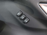 シートポジションメモリー機能でお車のシェアをされる機会のある方もボタン一つでご自身のベストポジションに復帰可能です♪♪