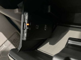 ETC車載器付きです♪高速道路をスイスイと通過!で、キャシュレス!クルマは料金所をノンストップで通過することができます☆