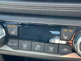オートエアコンを搭載しております。運転席・助手席にはシートヒーターを搭載しております。