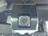 ◆【ドライブレコーダー】映像・音声などを記録する自動車用の装置です。もしもの事故の際の記録はもちろん、旅行の際の思い出としてドライブの映像を楽しむことができます。