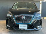 セレナ 1.2 e-POWER ハイウェイスターV アーバンクロム 