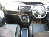 セレナ 1.2 e-POWER ハイウェイスターV 